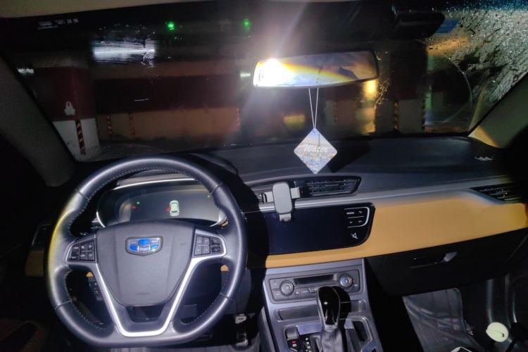 Used Geely Auto Vision S1 2018 1.4T CVT Fēngruì Model Center Console
