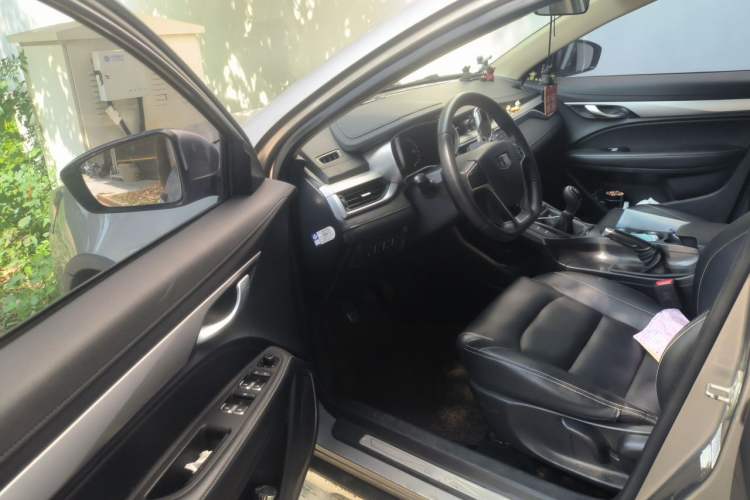 Used Geely Auto Vision S1 2018 1.5L Manual FENGXING Model Driver Seat
