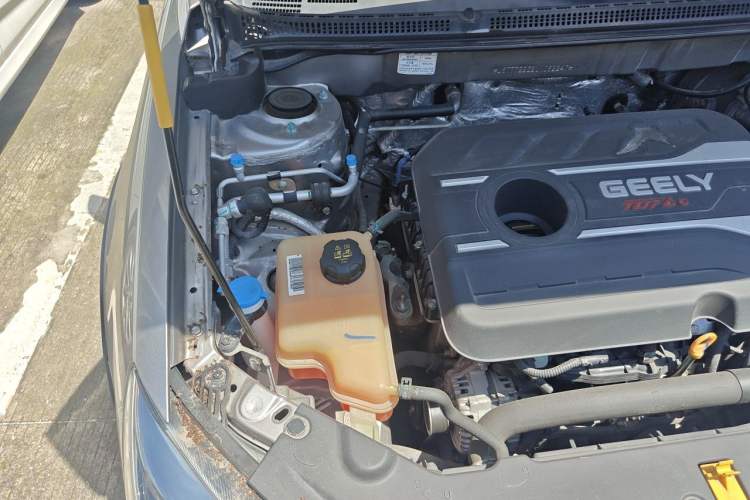 Used Geely Auto Vision S1 2018 1.4T CVT FENGXING Model Engine Bay Right
