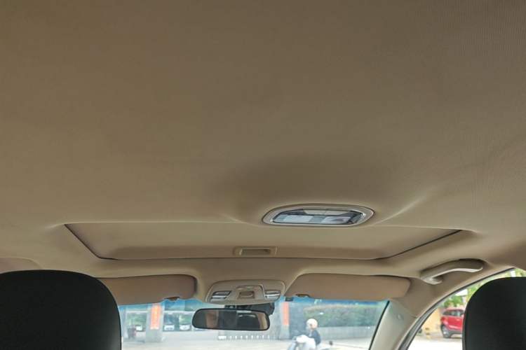 Used Geely Auto Vision S1 2018 1.4T CVT FENGXING Model Headliner