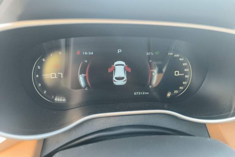 Used Geely Auto Vision S1 2018 1.4T CVT FENGXING Model Instrument Cluster