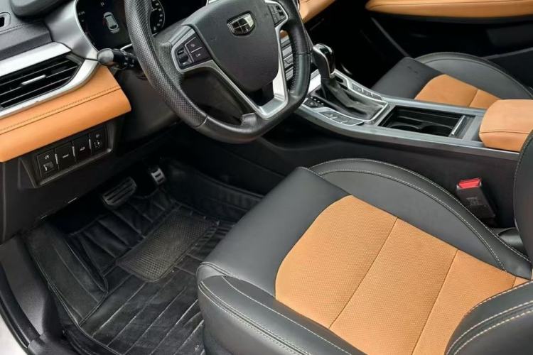 Used Geely Auto Vision S1 2018 1.4T CVT FENGXING Model Interior 2
