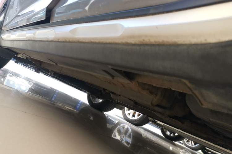 Used Geely Auto Vision S1 2018 1.4T CVT FENGXING Model Left Side Sill