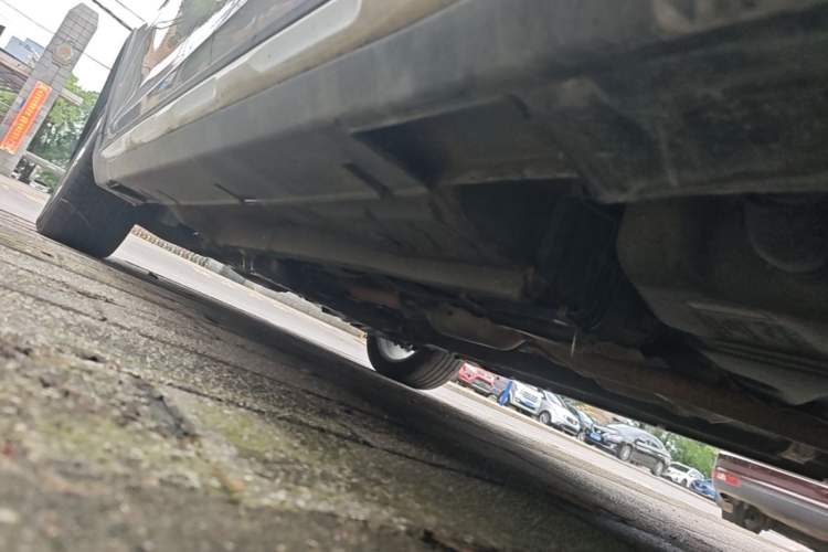 Used Geely Auto Vision S1 2018 1.4T CVT FENGXING Model Left Side Sill