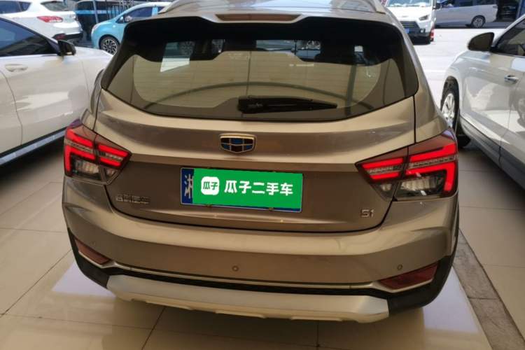 Used Geely Auto Vision S1 2018 1.4T CVT FENGXING Model Rear