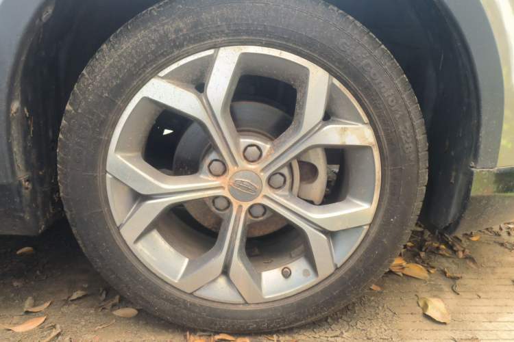 Used Geely Auto Vision S1 2018 1.5L Manual FENGXING Model Right Front Wheel Hub
