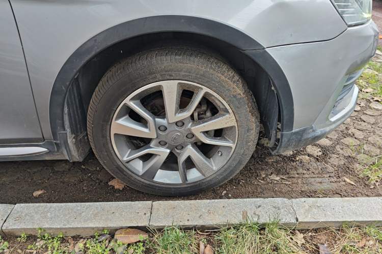 Used Geely Auto Vision S1 2018 1.5L Manual Fong Chi Model Right Front Wheel Hub