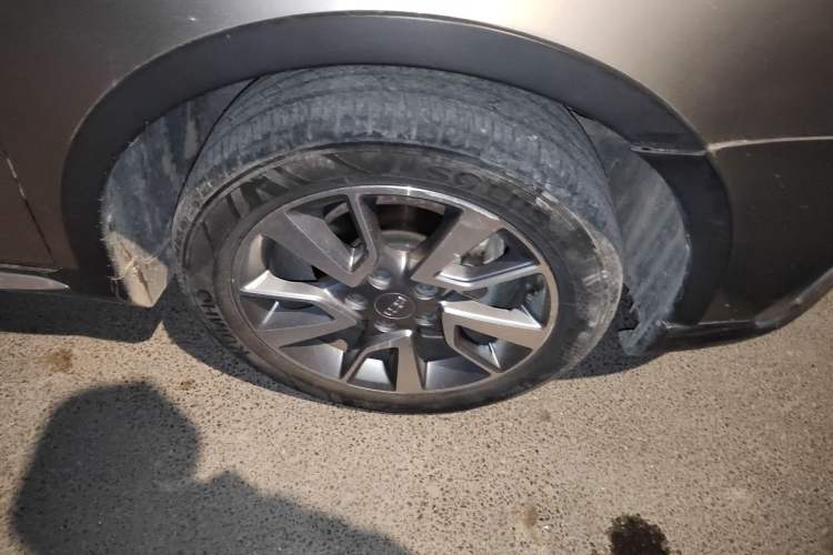 Used Geely Auto Vision S1 2018 1.4T CVT Fengchi Model Right Front Wheel Hub