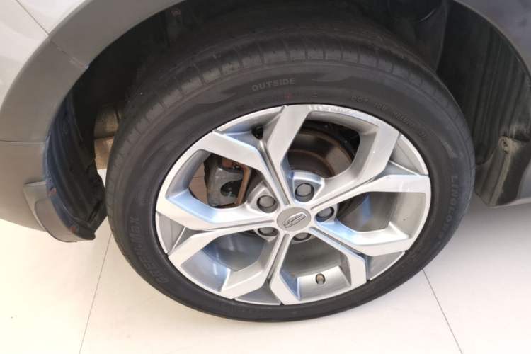 Used Geely Auto Vision S1 2018 1.4T CVT FENGXING Model Right Rear Wheel Hub