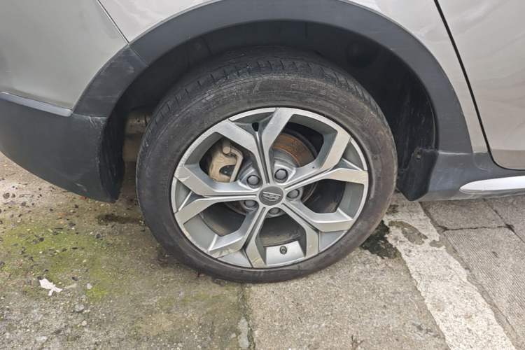 Used Geely Auto Vision S1 2018 1.4T CVT FENGXING Model Right Rear Wheel Hub