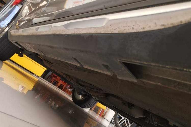 Used Geely Auto Vision S1 2018 1.4T CVT FENGXING Model Right Side Sill