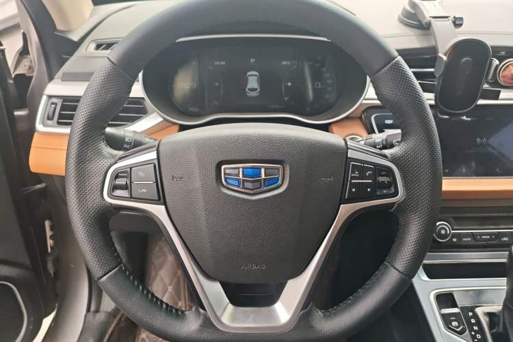 Used Geely Auto Vision S1 2018 1.4T CVT FENGXING Model Steering Wheel