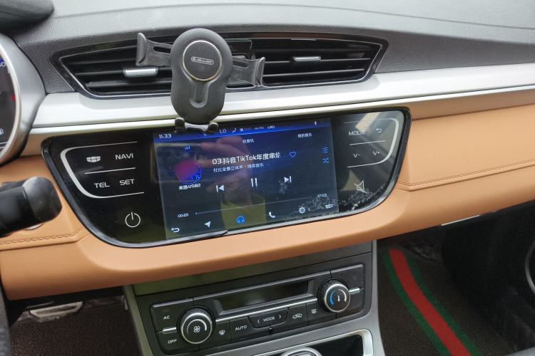 Used Geely Auto Vision S1 2018 1.4T CVT Fengchi Model Audio And AC Panel