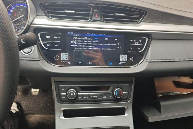 Used Geely Auto Vision S1 2018 1.5L Manual Fong Chi Model Audio And AC Panel