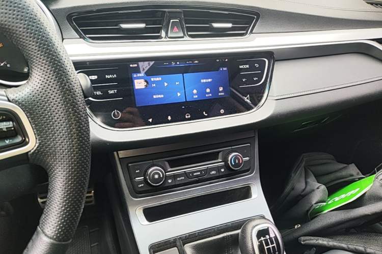 Used Geely Auto Vision S1 2018 1.5L Manual FENGXING Model Audio And AC Panel
