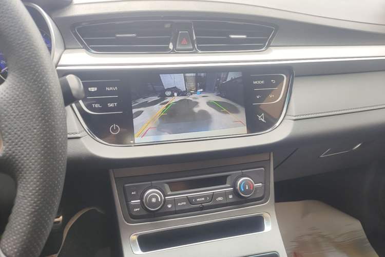 Used Geely Auto Vision S1 2018 1.5L Manual Fong Chi Model Audio And AC Panel