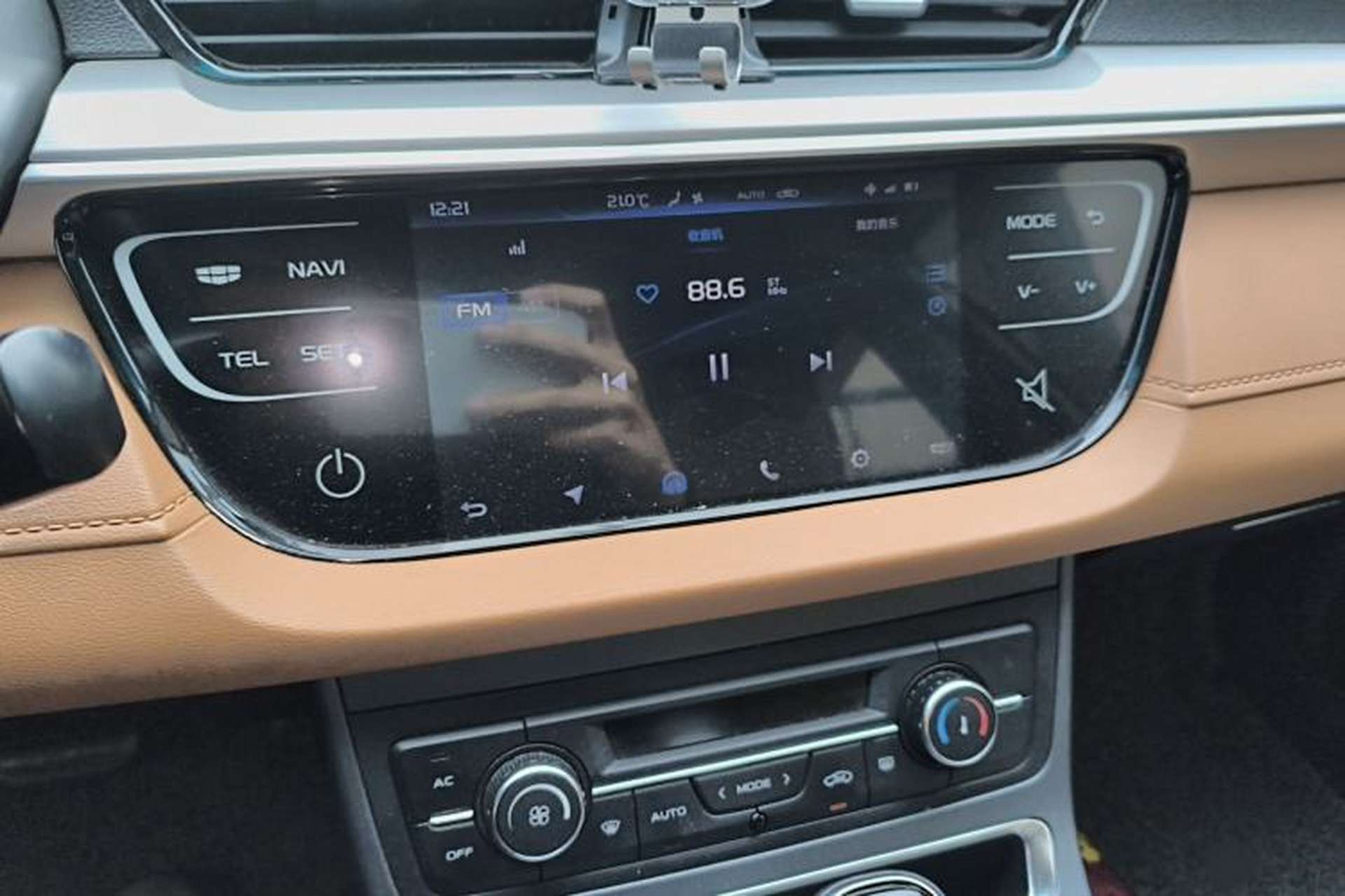 Used Geely Auto Vision S1 2018 1.4T CVT Fengchi Model Audio And AC Panel