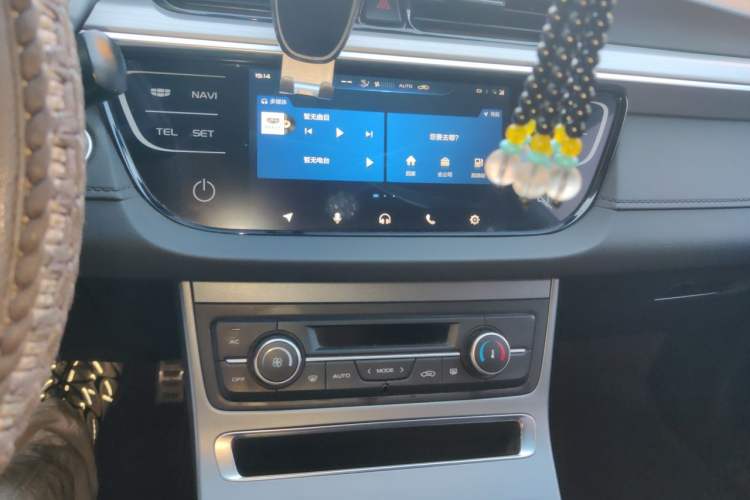 Used Geely Auto Vision S1 2018 1.5L Manual FENGXING Model Audio And AC Panel