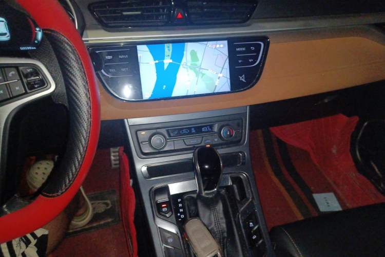 Used Geely Auto Vision S1 2018 1.4T CVT FENGXING Model Audio And AC Panel