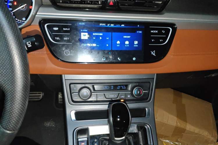 Used Geely Auto Vision S1 2018 1.5L CVT Fongchi Model Audio And AC Panel