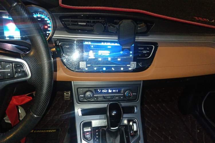 Used Geely Auto Vision S1 2018 1.4T CVT Fengchi Model Audio And AC Panel