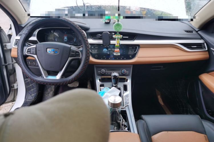 Used Geely Auto Vision S1 2018 1.4T CVT Fēngruì Model Center Console