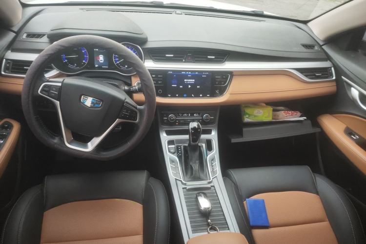 Used Geely Auto Vision S1 2018 1.4T CVT Fengchi Model Center Console
