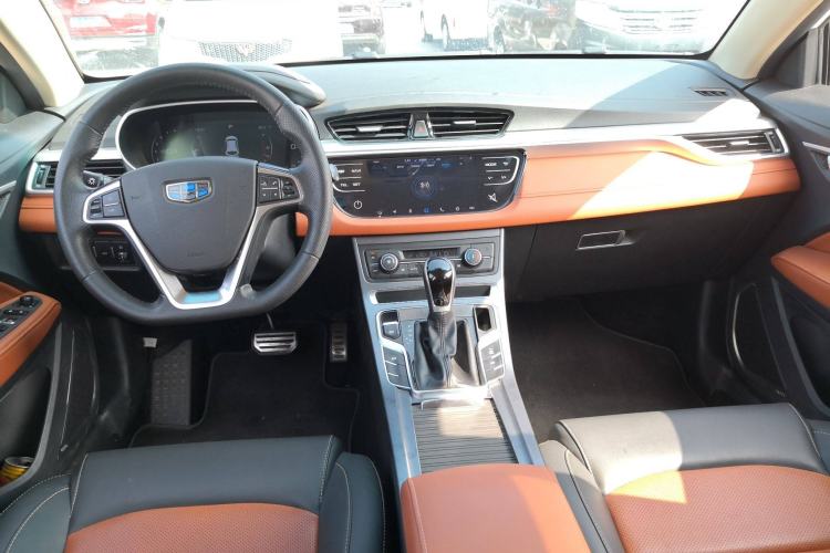 Used Geely Auto Vision S1 2018 1.5L CVT FENGXING Model Center Console