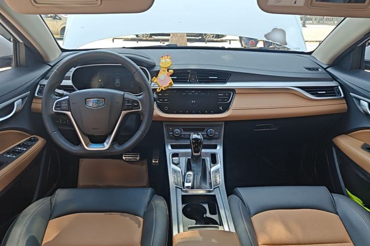 Used Geely Auto Vision S1 2018 1.4T CVT FENGXING Model Center Console