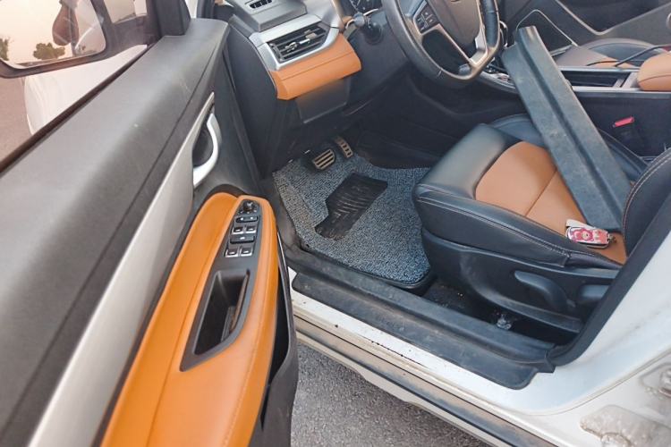 Used Geely Auto Vision S1 2018 1.4T CVT Fengchi Model Driver Seat