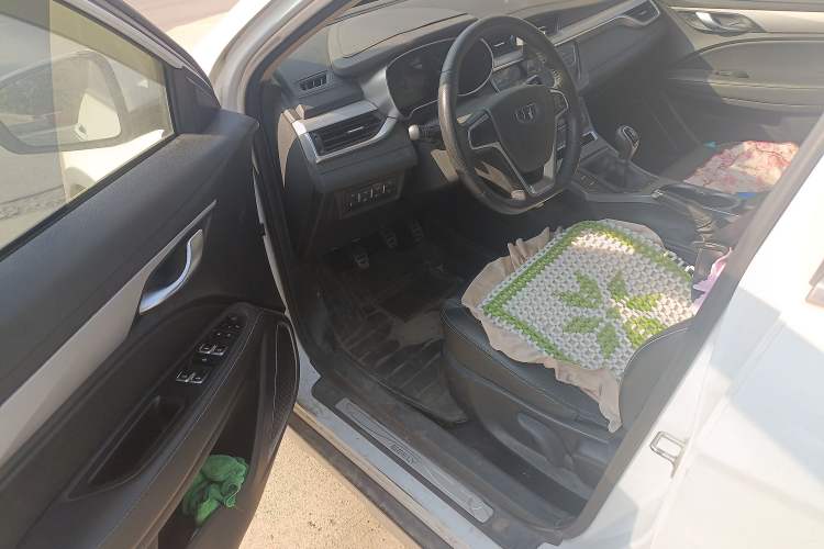 Used Geely Auto Vision S1 2018 1.5L Manual FENGXING Model Driver Seat