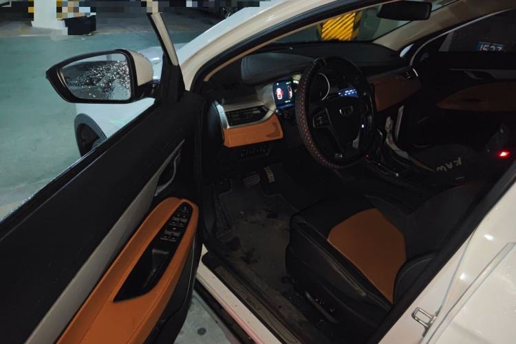 Used Geely Auto Vision S1 2018 1.4T CVT Fēngruì Model Driver Seat