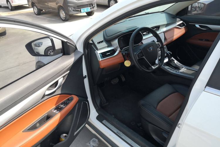 Used Geely Auto Vision S1 2018 1.5L CVT FENGXING Model Driver Seat