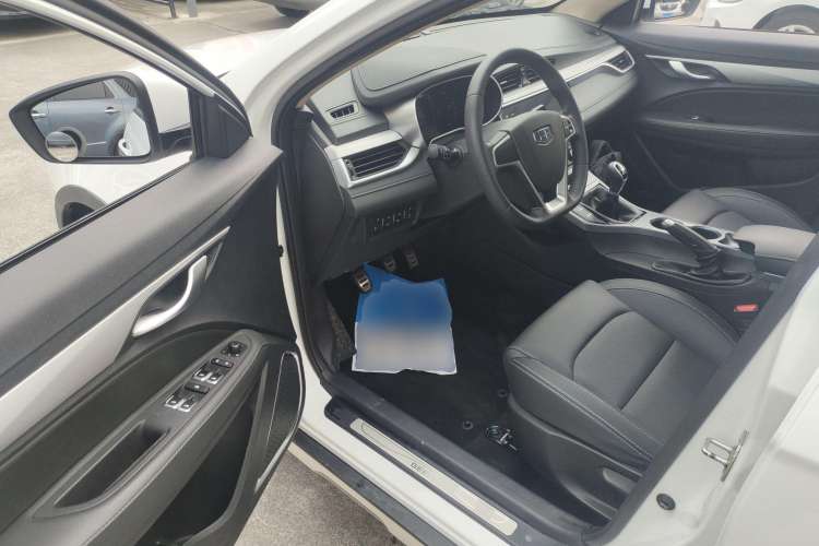 Used Geely Auto Vision S1 2018 1.5L Manual FENGXING Model Driver Seat