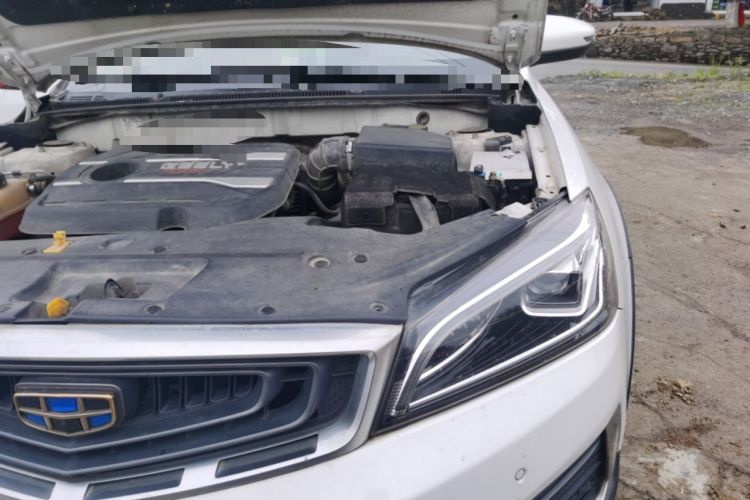 Used Geely Auto Vision S1 2018 1.4T CVT Fēngruì Model Engine Bay Left