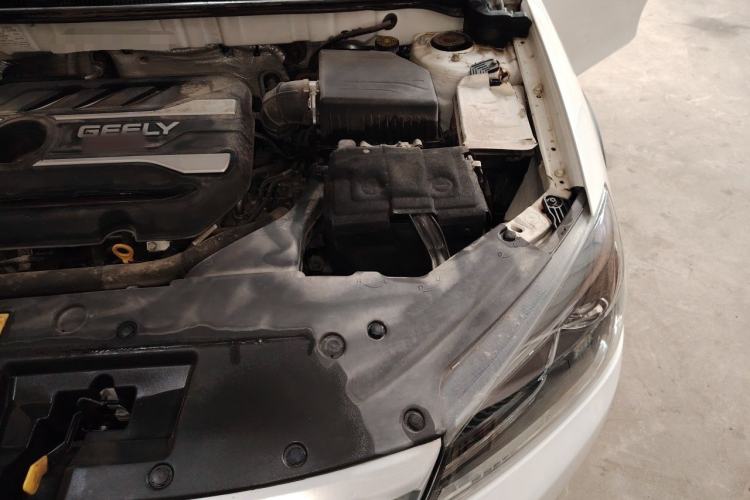 Used Geely Auto Vision S1 2018 1.4T CVT Fengchi Model Engine Bay Left