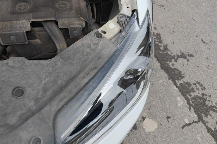 Used Geely Auto Vision S1 2018 1.5L CVT FENGXING Model Engine Bay Left