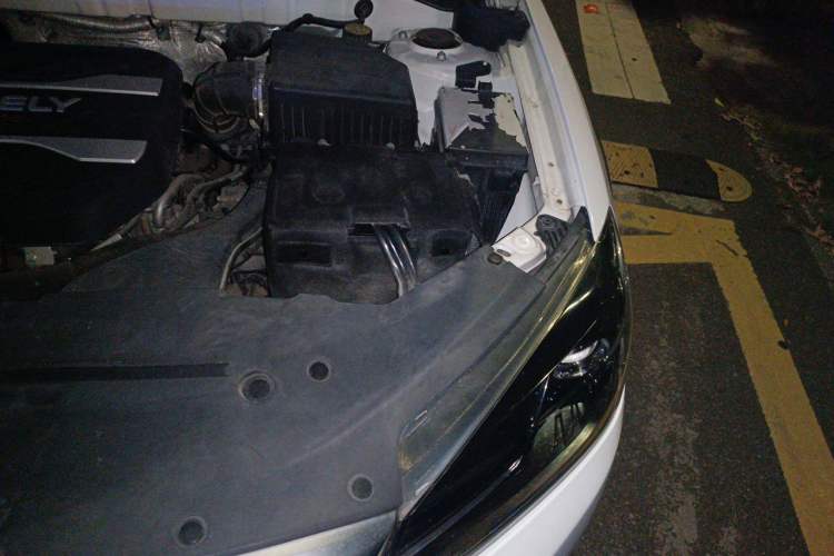 Used Geely Auto Vision S1 2018 1.4T CVT FENGXING Model Engine Bay Left