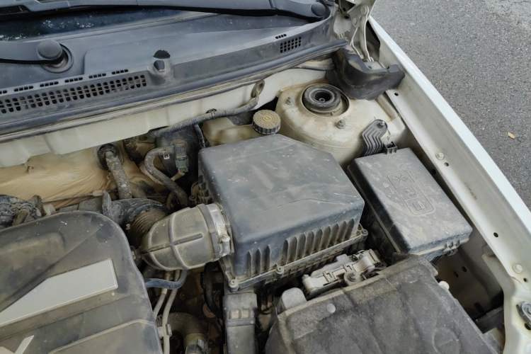 Used Geely Auto Vision S1 2018 1.4T CVT FENGXING Model Engine Bay Left