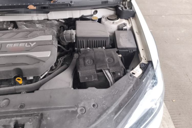 Used Geely Auto Vision S1 2018 1.4T CVT Fēngruì Model Engine Bay Left