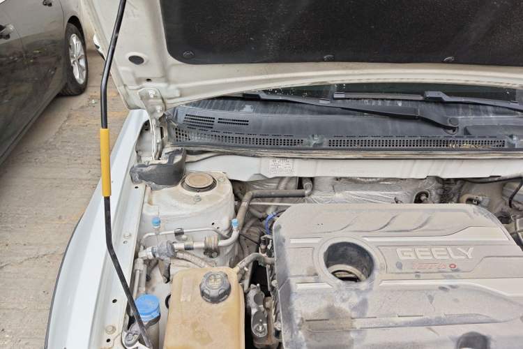 Used Geely Auto Vision S1 2018 1.4T CVT Fengchi Model Engine Bay Right