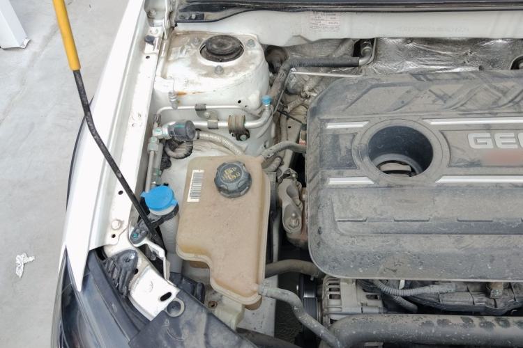 Used Geely Auto Vision S1 2018 1.4T CVT FENGXING Model Engine Bay Right