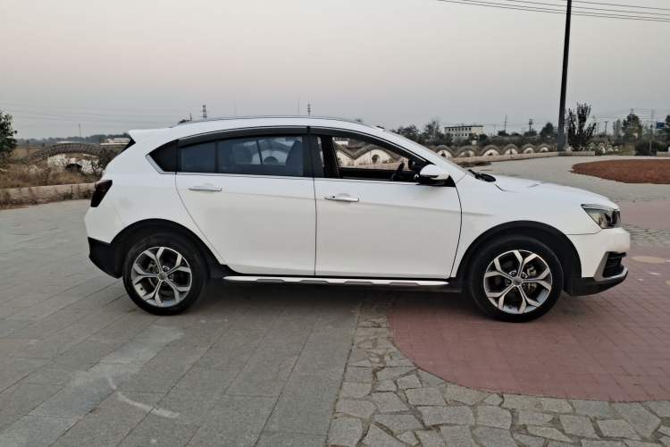 Used Geely Auto Vision S1 2018 1.5L Manual FENGXING Model Exterior 2