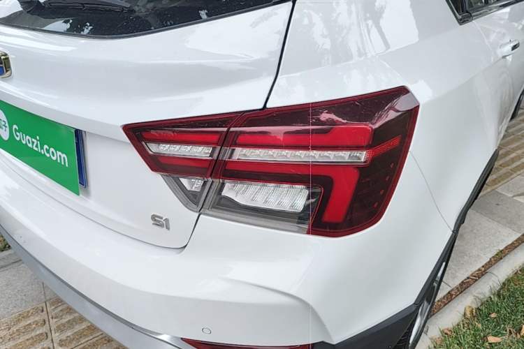 Used Geely Auto Vision S1 2018 1.5L Manual FENGXING Model Exterior 3