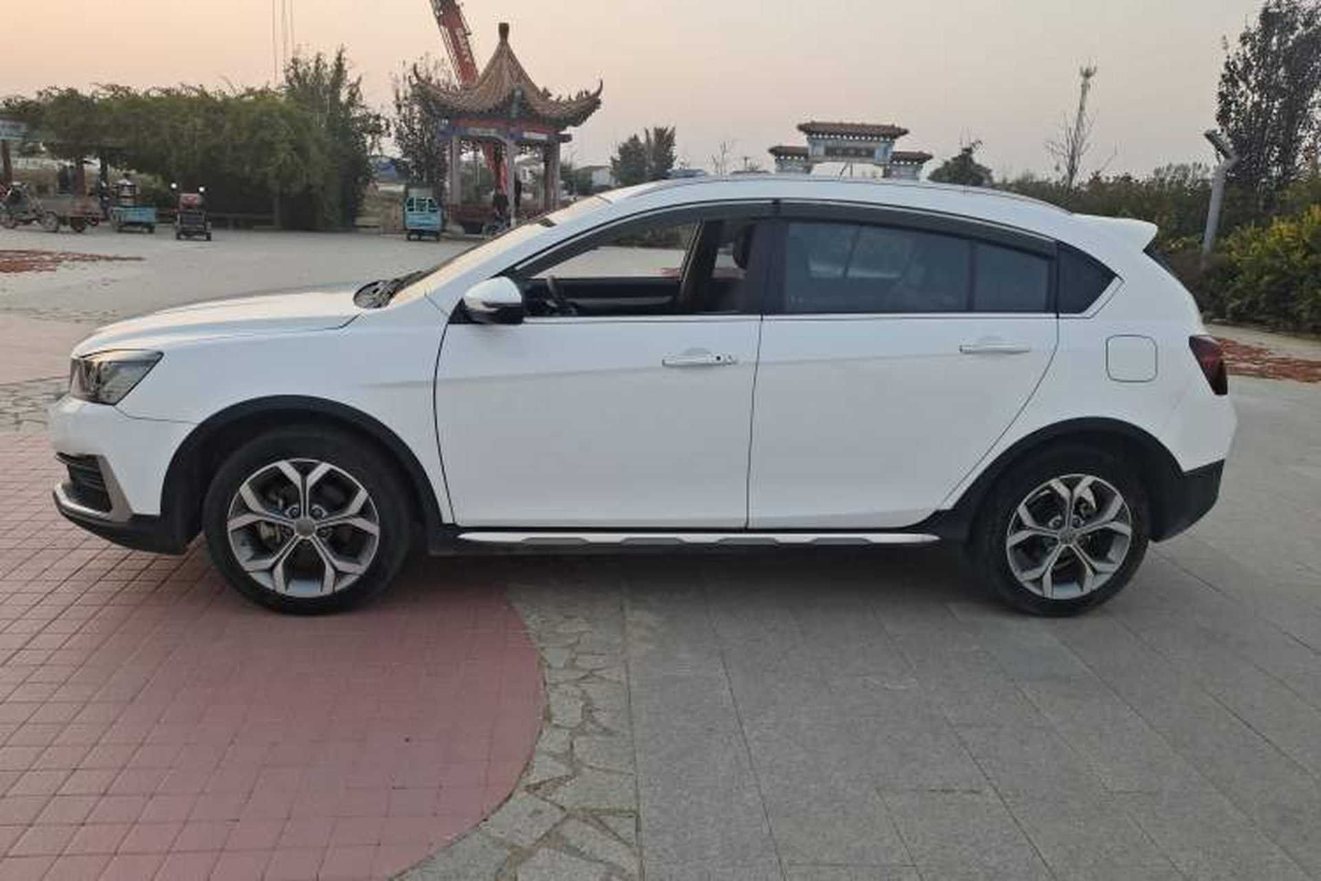 Used Geely Auto Vision S1 2018 1.5L Manual FENGXING Model Exterior 5