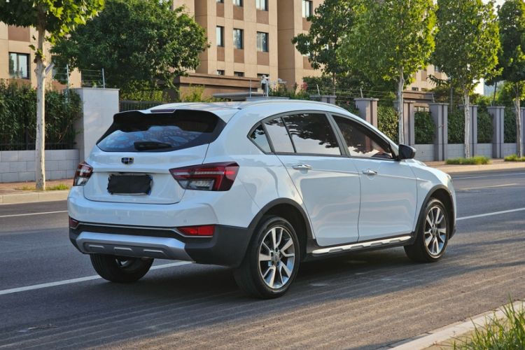 Used Geely Auto Vision S1 2018 1.4T CVT Fengchi Model Exterior 5