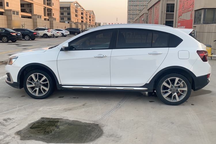 Used Geely Auto Vision S1 2018 1.4T CVT Fengchi Model Exterior 7