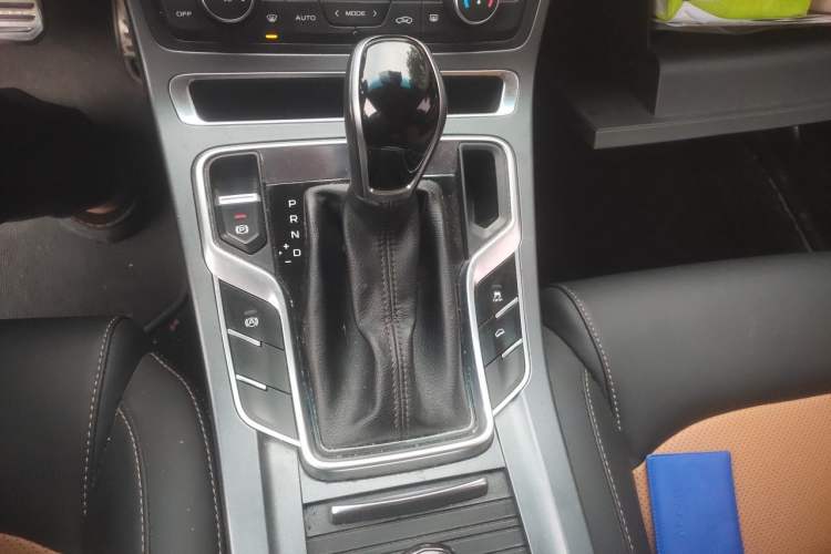 Used Geely Auto Vision S1 2018 1.4T CVT Fengchi Model Gear Lever