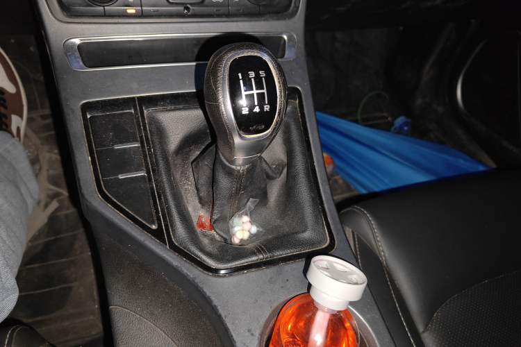 Used Geely Auto Vision S1 2018 1.5L Manual FENGXING Model Gear Lever