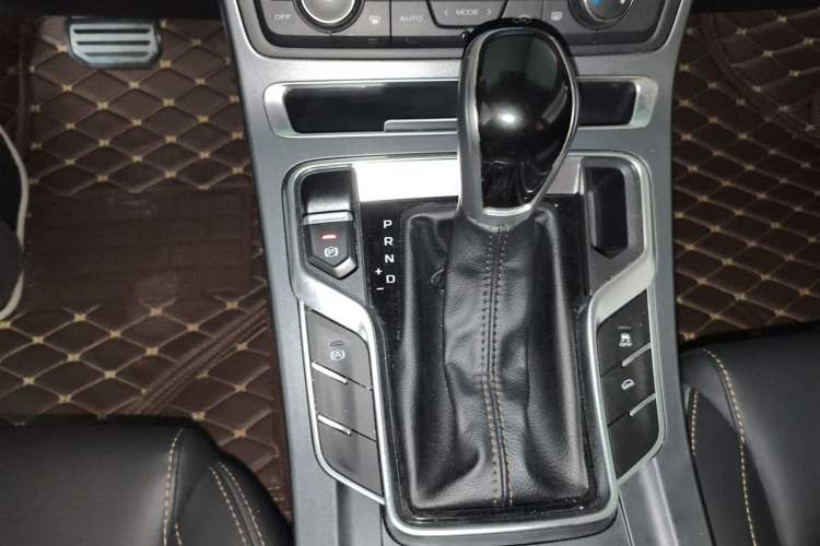 Used Geely Auto Vision S1 2018 1.4T CVT Fengchi Model Gear Lever